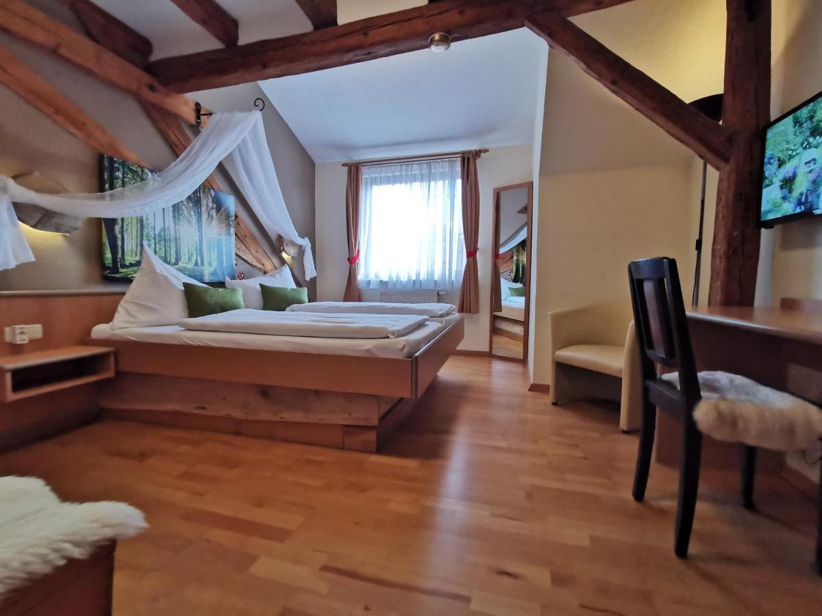 Gasthaus & Hotel Drei Lilien Werbach Eksteriør billede
