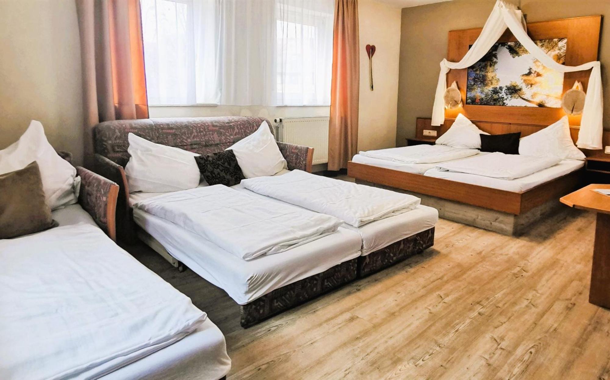 Gasthaus & Hotel Drei Lilien Werbach Eksteriør billede