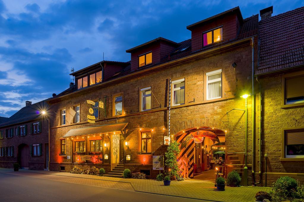 Gasthaus & Hotel Drei Lilien Werbach Eksteriør billede